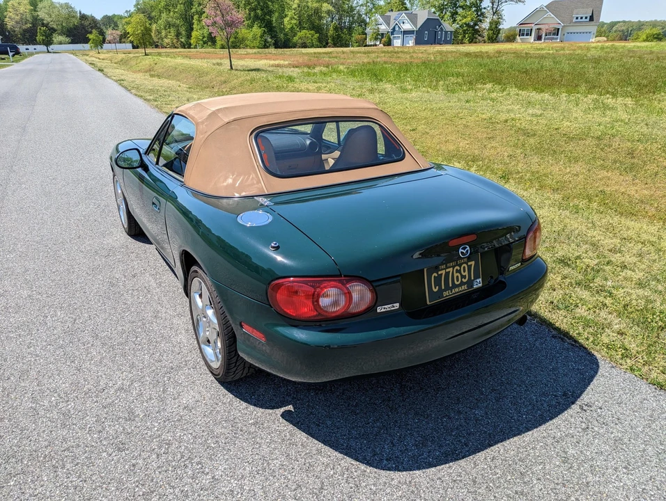 2001 Mazda NB MX-5 Miata - Image 8 of 31