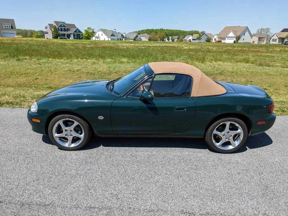 2001 Mazda NB MX-5 Miata - Image 5 of 31