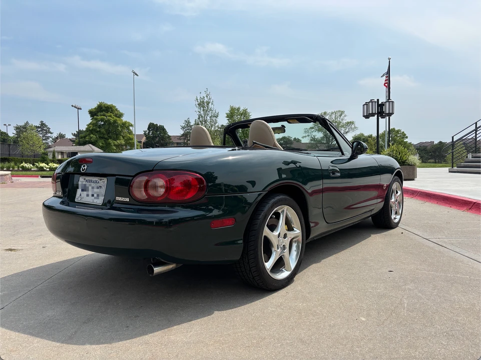 2001 Mazda NB MX-5 Miata - Image 15 of 31