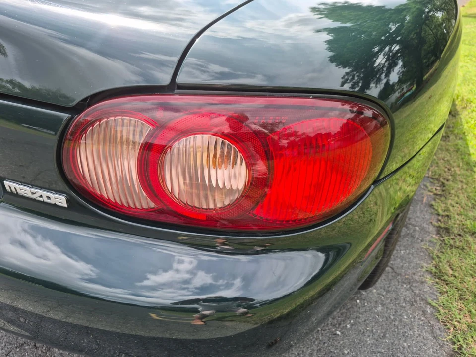 2001 Mazda NB MX-5 Miata - Image 11 of 31