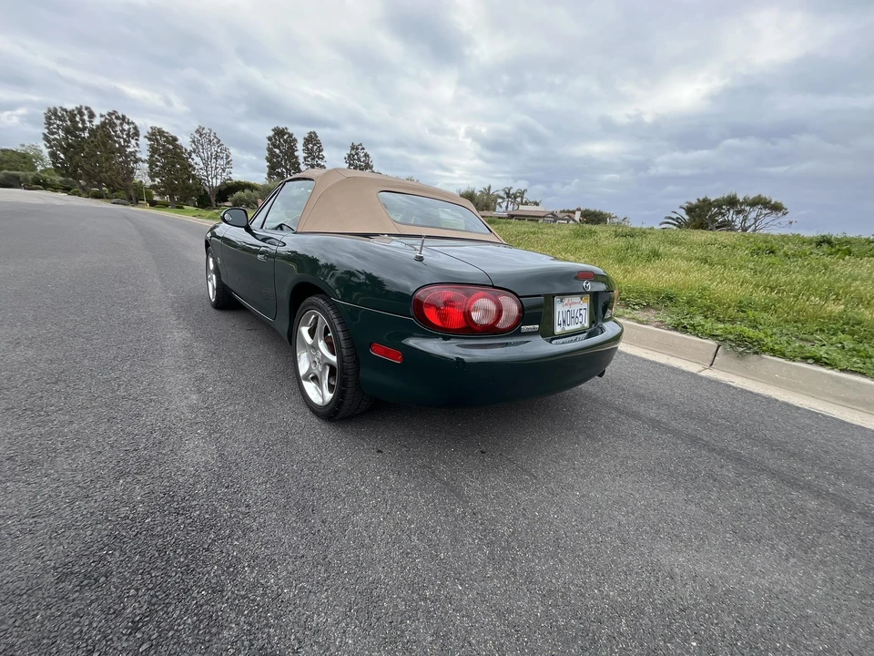 2001 Mazda NB MX-5 Miata - Image 17 of 31