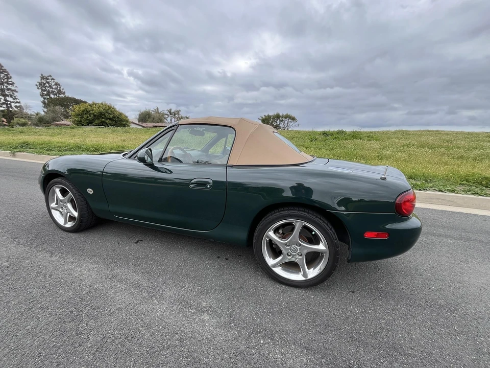 2001 Mazda NB MX-5 Miata - Image 16 of 31