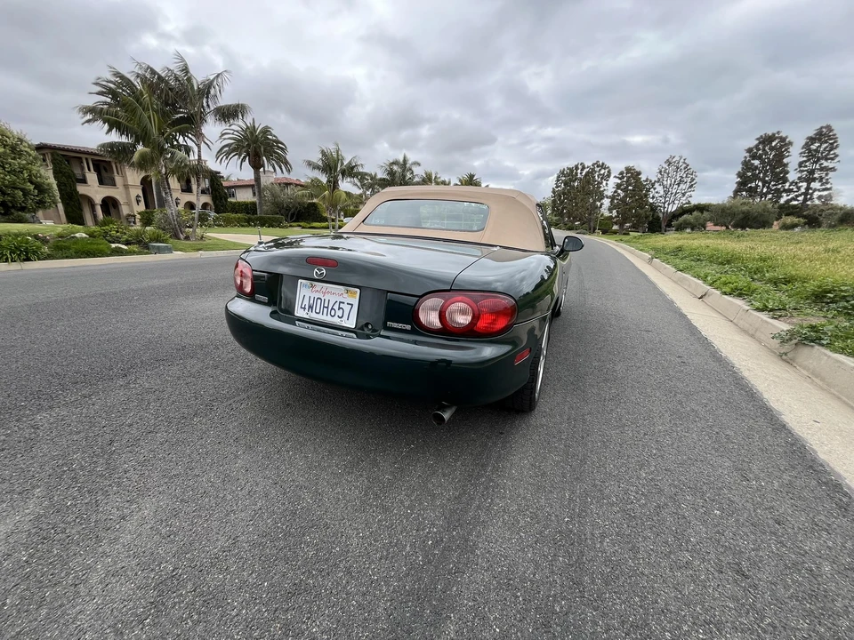 2001 Mazda NB MX-5 Miata - Image 19 of 31