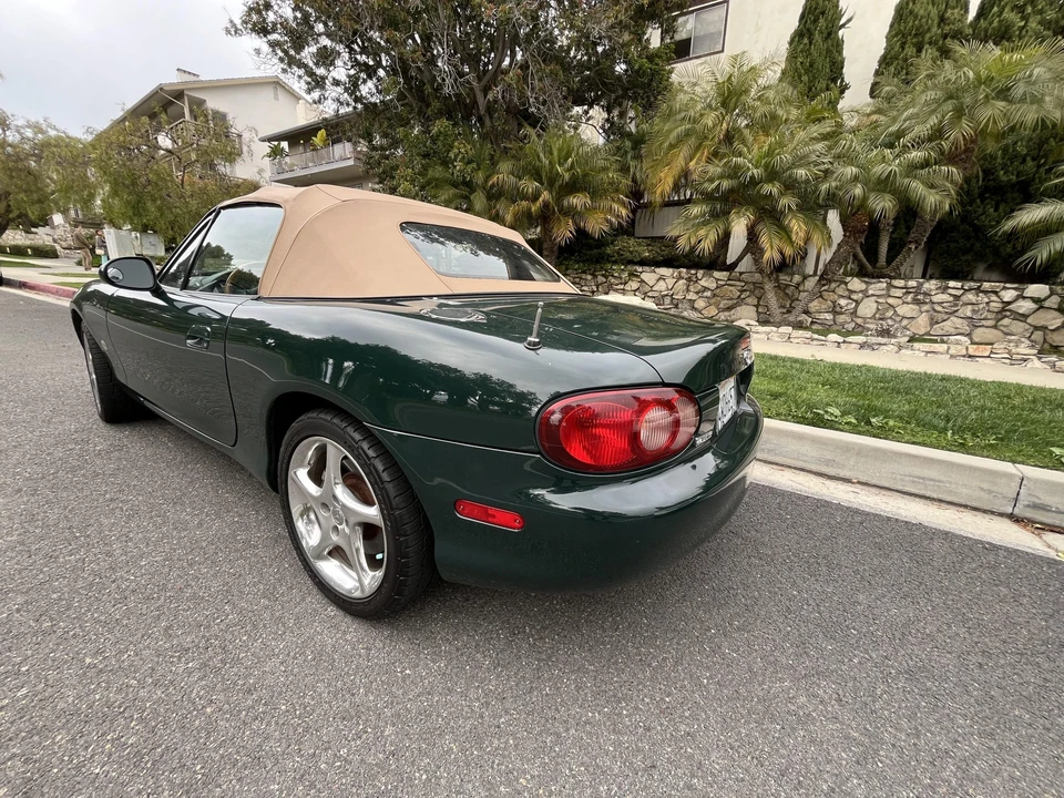 2001 Mazda NB MX-5 Miata - Image 7 of 31