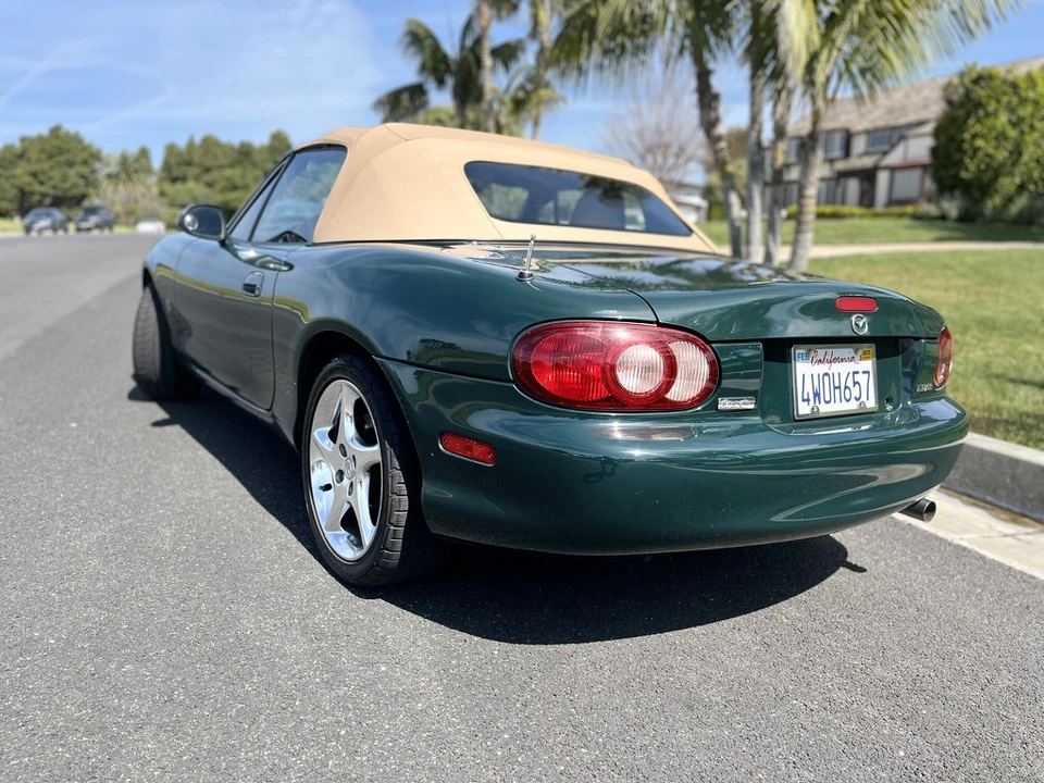 2001 Mazda NB MX-5 Miata - Image 8 of 31