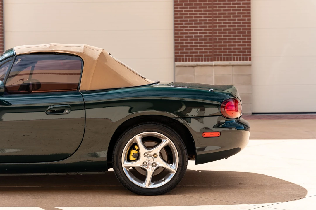 2001 Mazda NB MX-5 Miata - Image 29 of 31