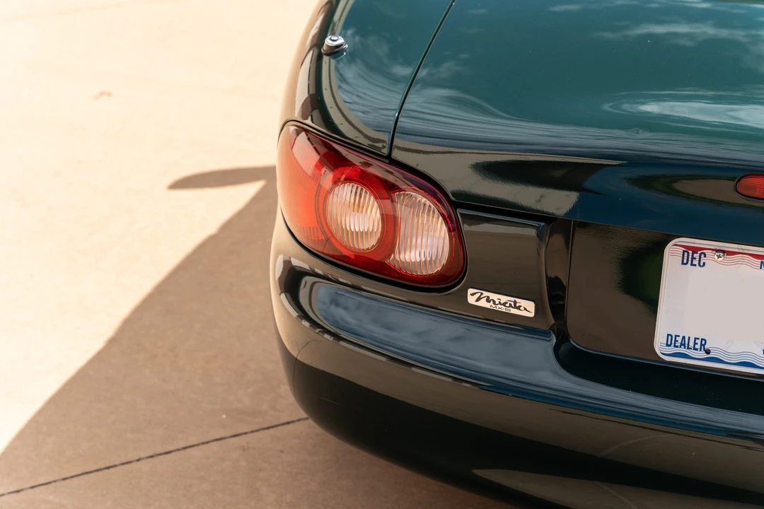 2001 Mazda NB MX-5 Miata - Image 31 of 31