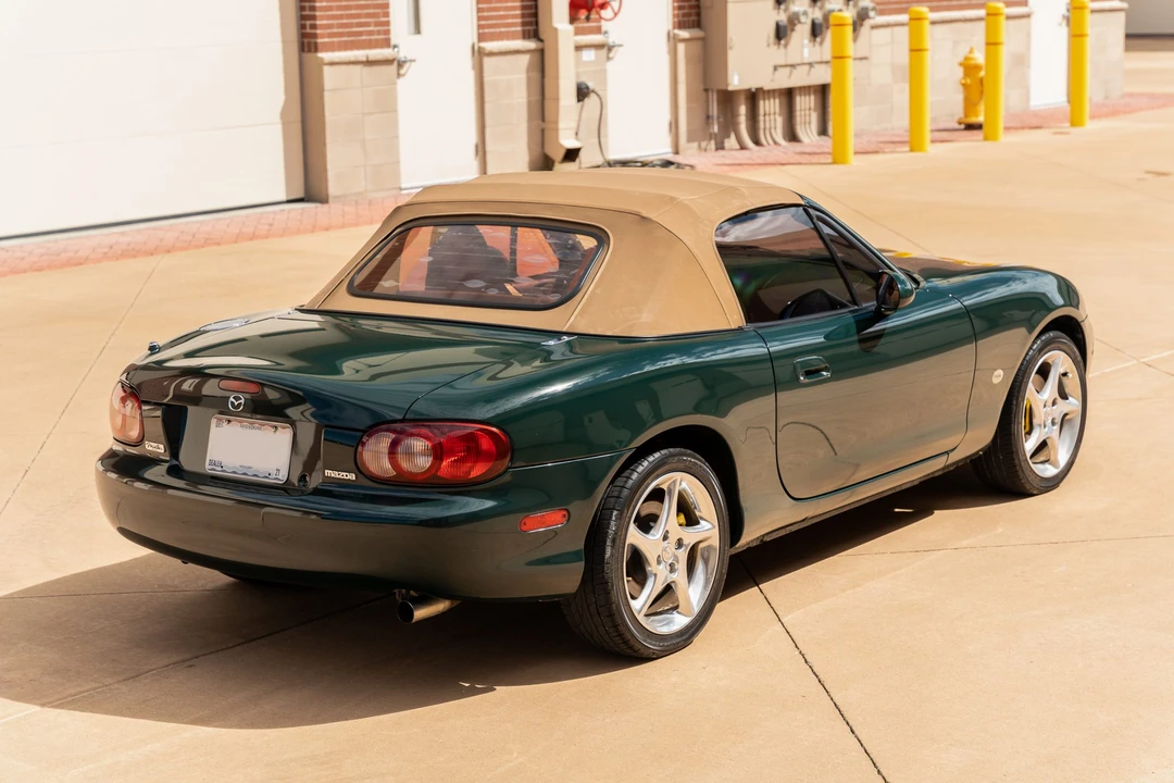 2001 Mazda NB MX-5 Miata - Image 14 of 31