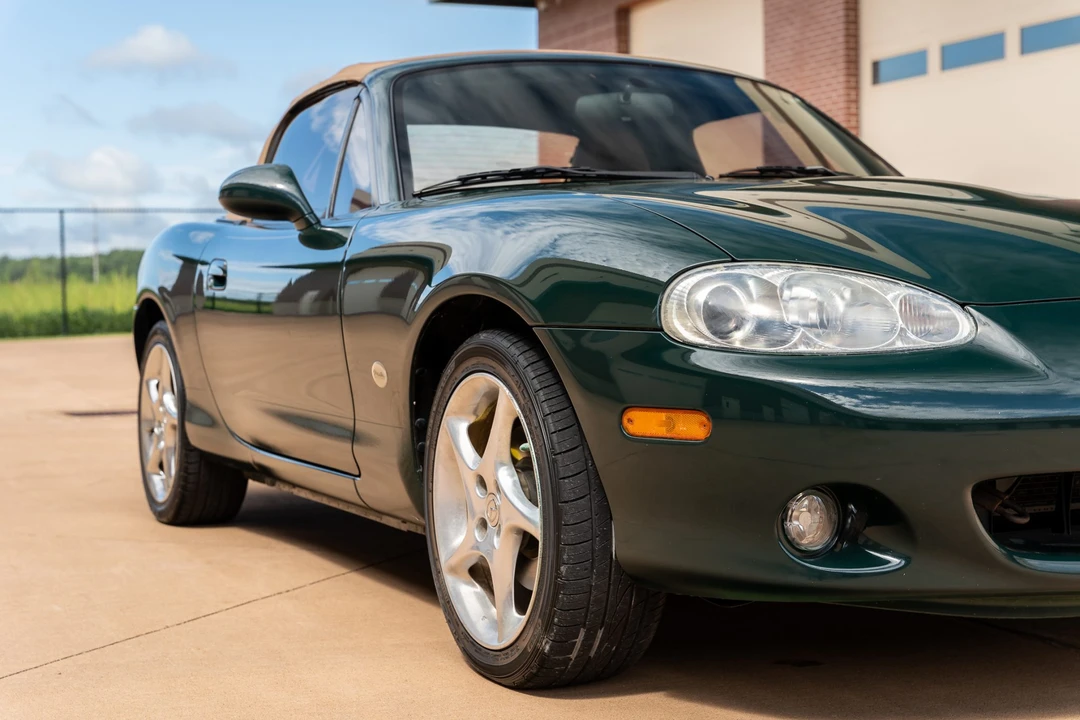 2001 Mazda NB MX-5 Miata - Image 25 of 31