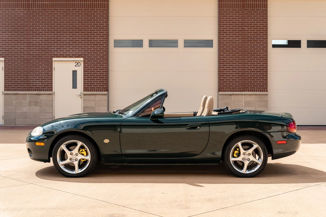 2001 Mazda NB MX-5 Miata - Image 19 of 31