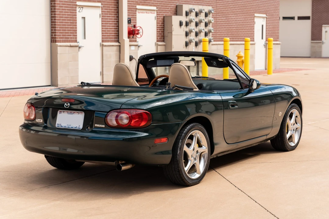 2001 Mazda NB MX-5 Miata - Image 21 of 31