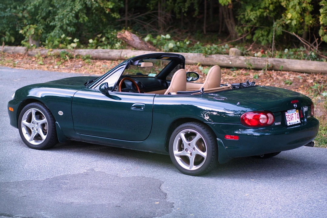2001 Mazda NB MX-5 Miata - Image 3 of 31