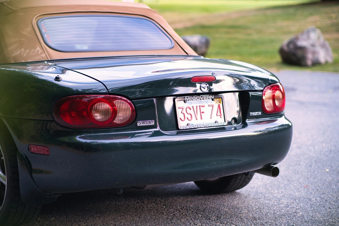 2001 Mazda NB MX-5 Miata - Image 20 of 31