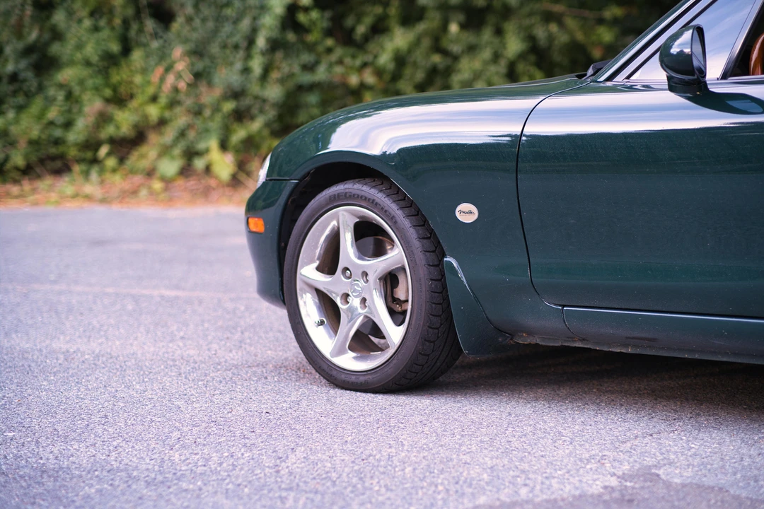 2001 Mazda NB MX-5 Miata - Image 19 of 31