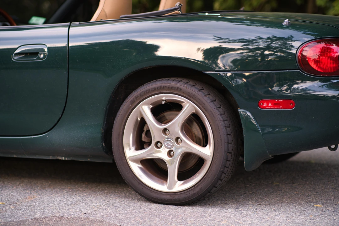 2001 Mazda NB MX-5 Miata - Image 26 of 31