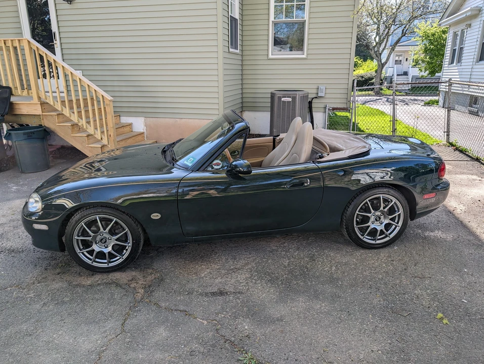 2001 Mazda NB MX-5 Miata - Image 6 of 31