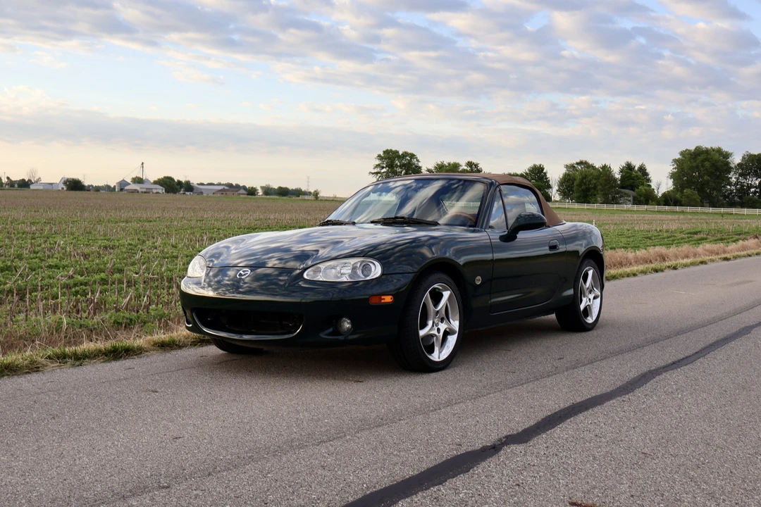 2001 Mazda NB MX-5 Miata - Image 4 of 31