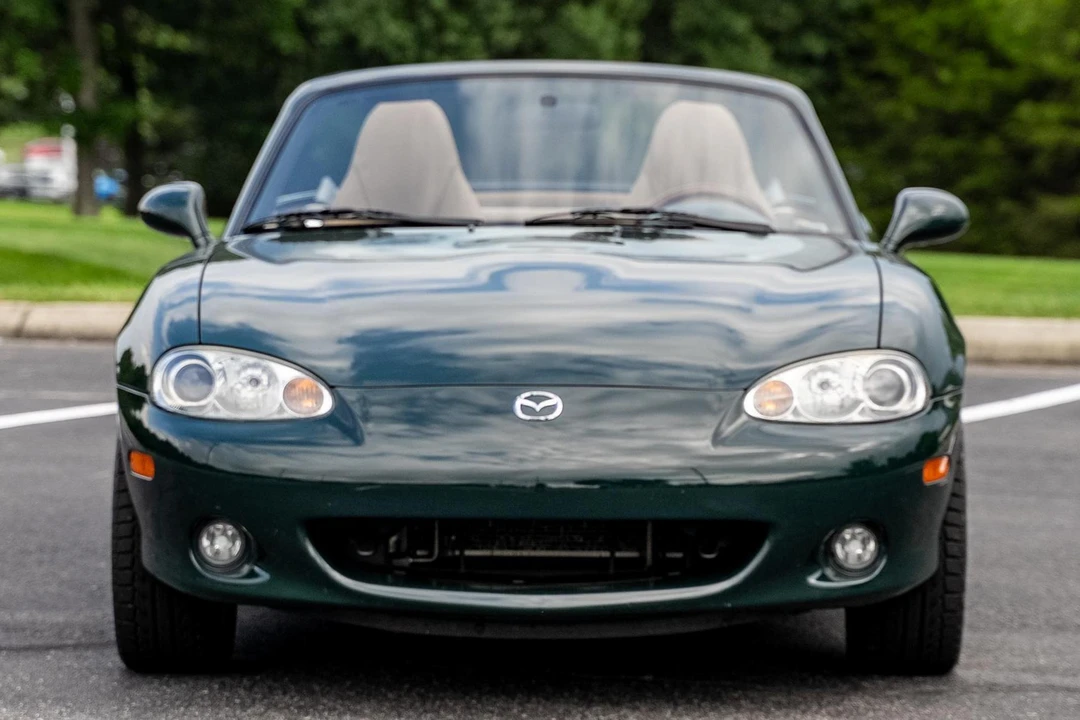 2001 Mazda NB MX-5 Miata - Image 2 of 31
