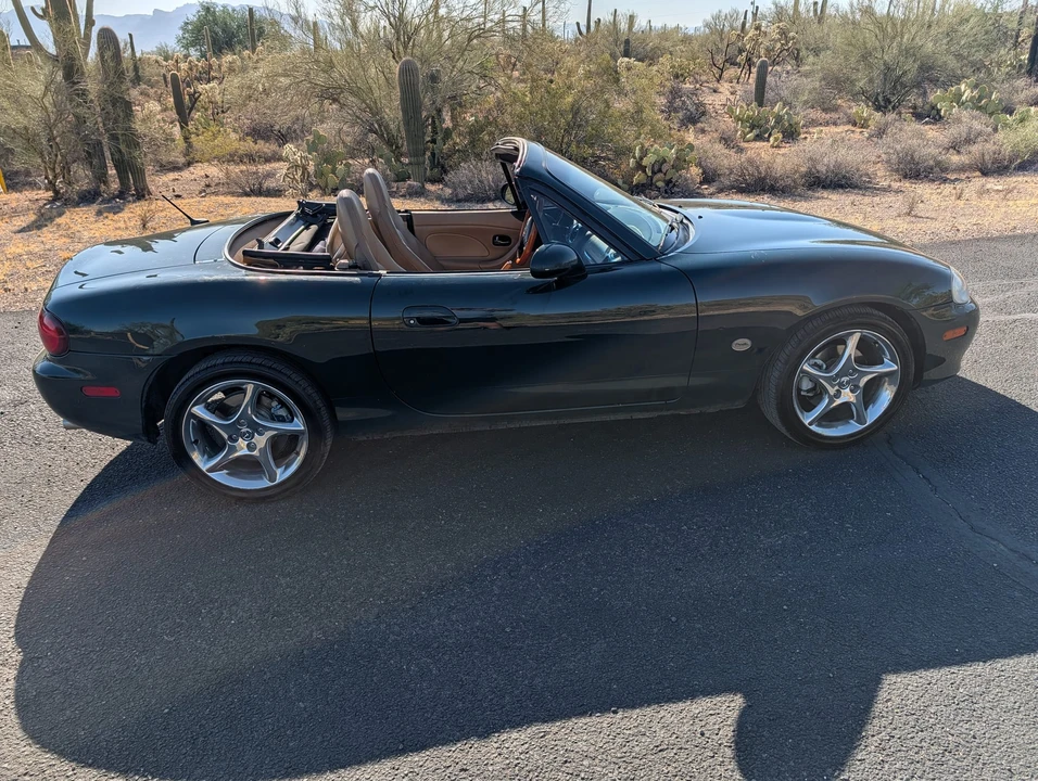 2001 Mazda NB MX-5 Miata - Image 8 of 31