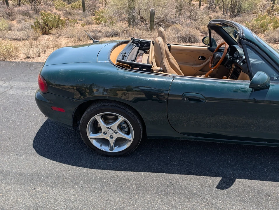 2001 Mazda NB MX-5 Miata - Image 27 of 31