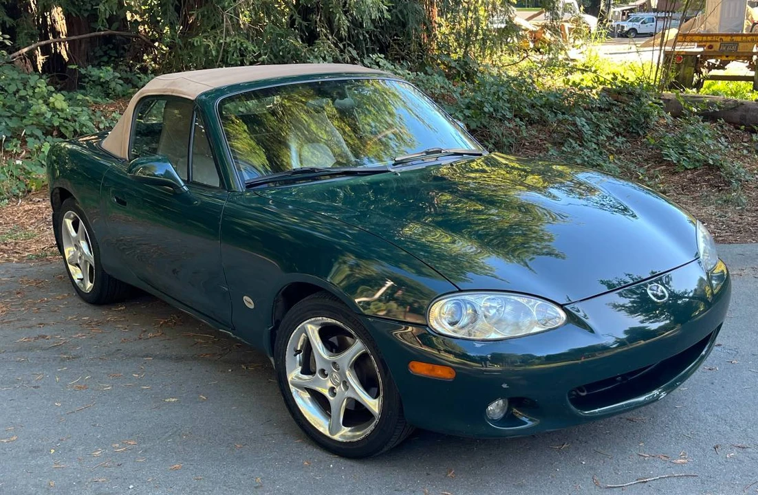 2001 Mazda NB MX-5 Miata - Image 2 of 17