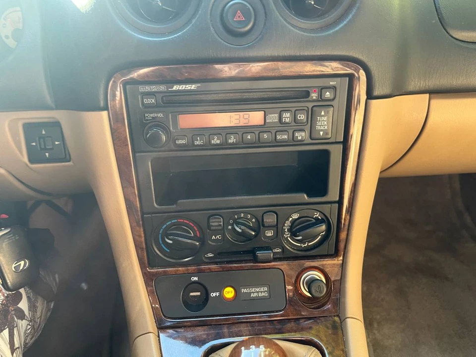 2001 Mazda NB MX-5 Miata - Image 12 of 17