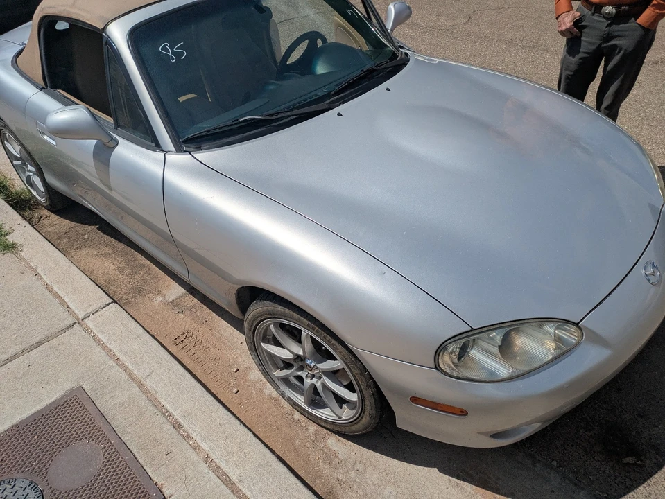 2001 Mazda NB MX-5 Miata - Image 12 of 21