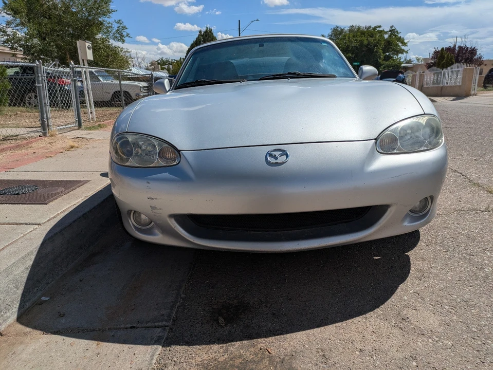 2001 Mazda NB MX-5 Miata - Image 10 of 21