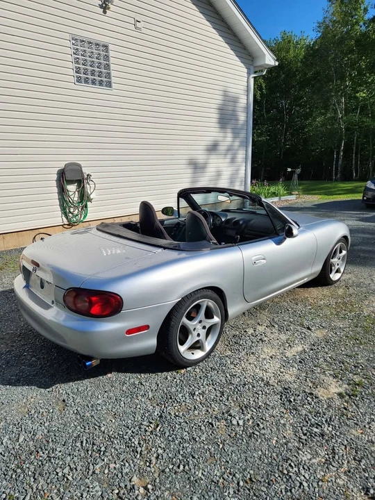 2001 Mazda NB MX-5 Miata - Image 6 of 12