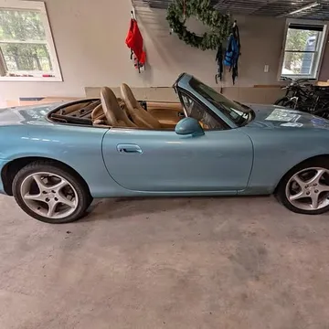2001 Mazda MX-5