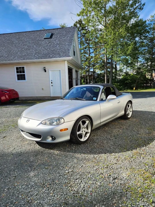 2001 Mazda NB MX-5 Miata - Image 3 of 11
