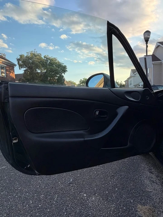 2001 Mazda NB MX-5 Miata - Image 9 of 19