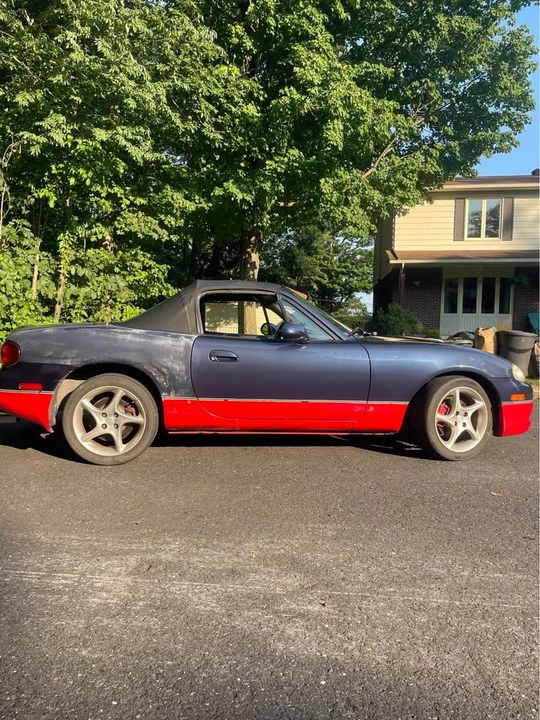 2001 Mazda NB MX-5 Miata - Image 3 of 8