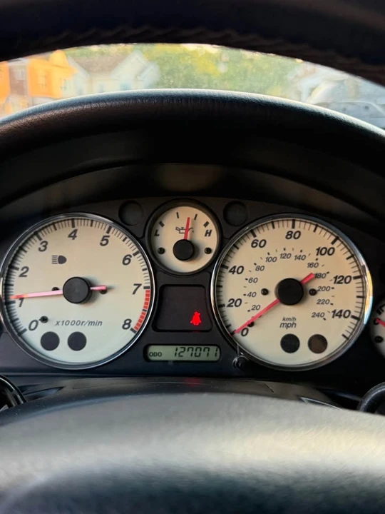 2001 Mazda NB MX-5 Miata - Image 12 of 19