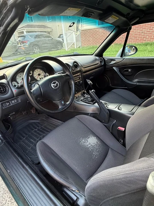 2001 Mazda NB MX-5 Miata - Image 11 of 19