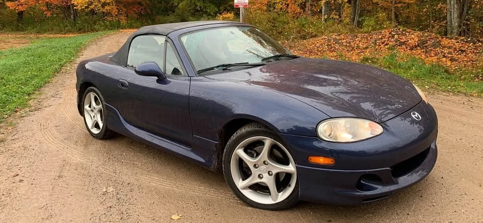 2001 Mazda NB MX-5 Miata - Image 2 of 7