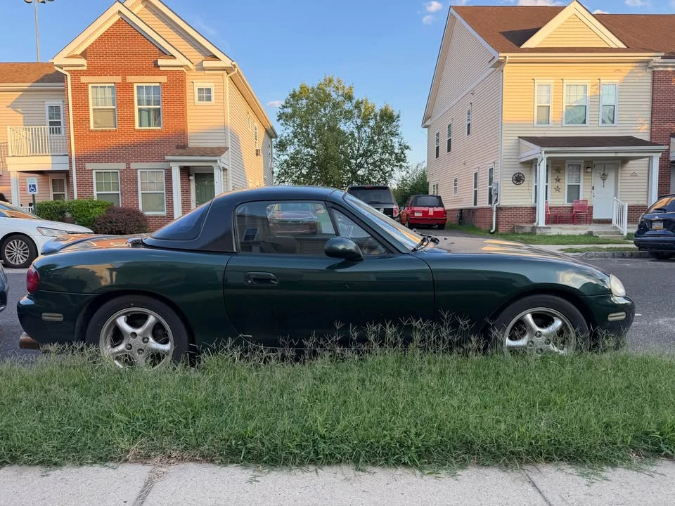 2001 Mazda NB MX-5 Miata - Image 7 of 19