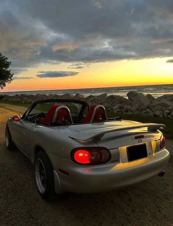 2001 Mazda NB MX-5 Miata - Image 9 of 20