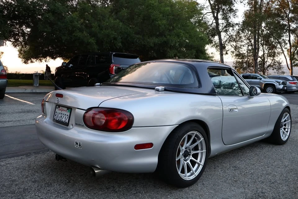 2001 Mazda NB MX-5 Miata - Image 8 of 20