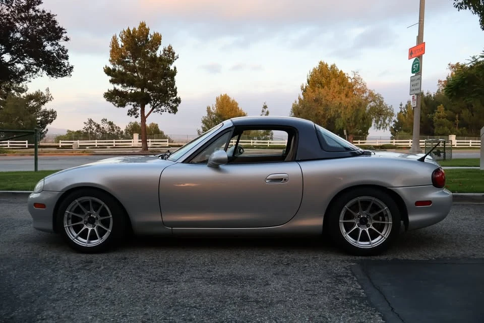 2001 Mazda NB MX-5 Miata - Image 3 of 20