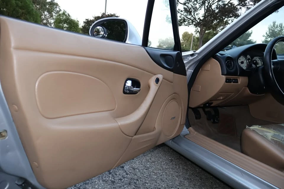 2001 Mazda NB MX-5 Miata - Image 13 of 20