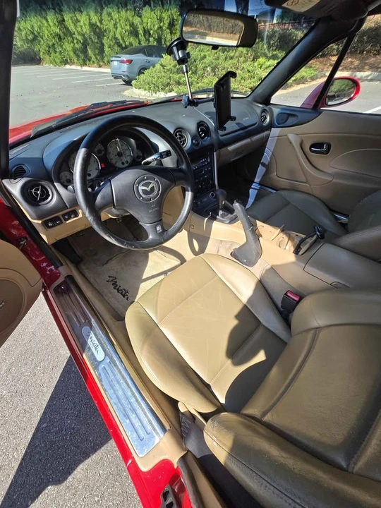 2001 Mazda NB MX-5 Miata - Image 7 of 11