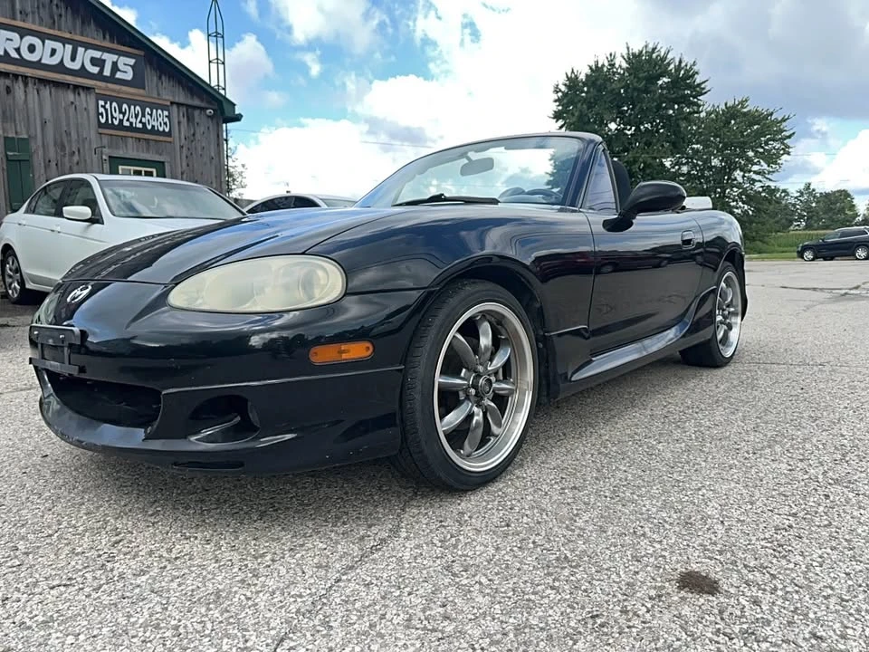 2001 Mazda NB MX-5 Miata - Image 2 of 11