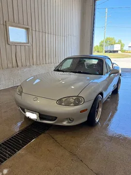 2001 Mazda MX-5