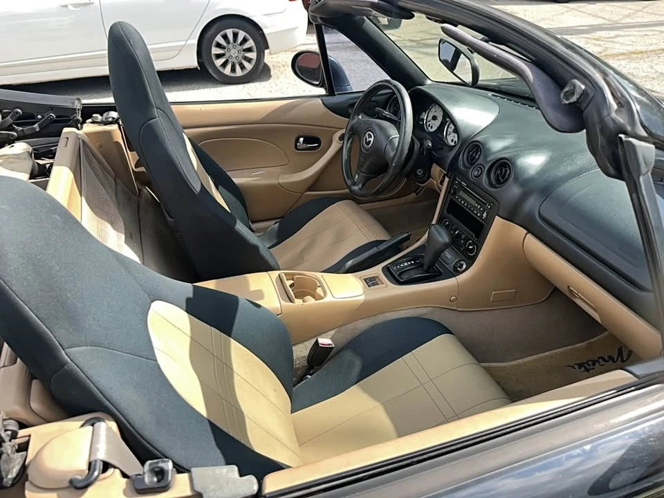 2001 Mazda NB MX-5 Miata - Image 7 of 11