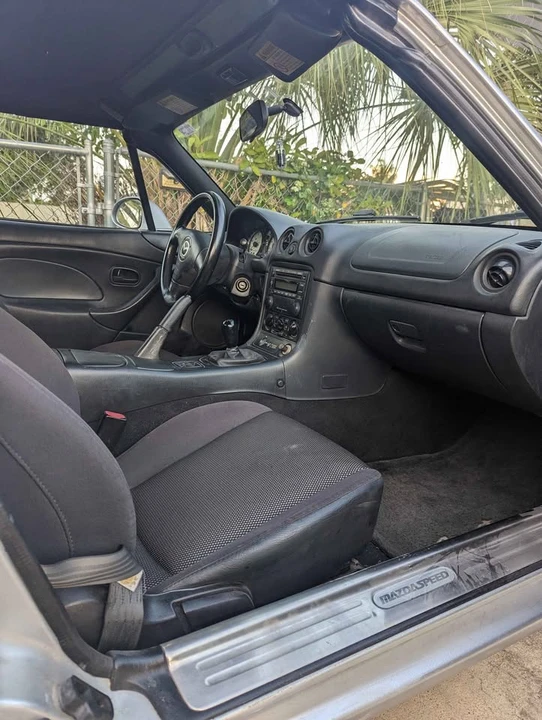 2001 Mazda NB MX-5 Miata - Image 8 of 8