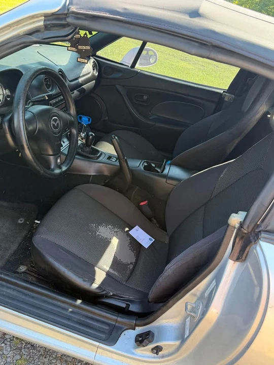 2001 Mazda NB MX-5 Miata - Image 4 of 7