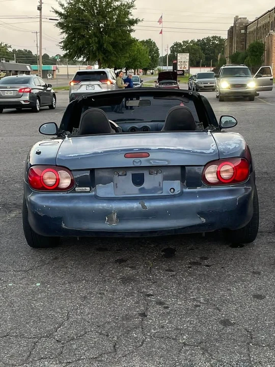 2001 Mazda NB MX-5 Miata - Image 2 of 5