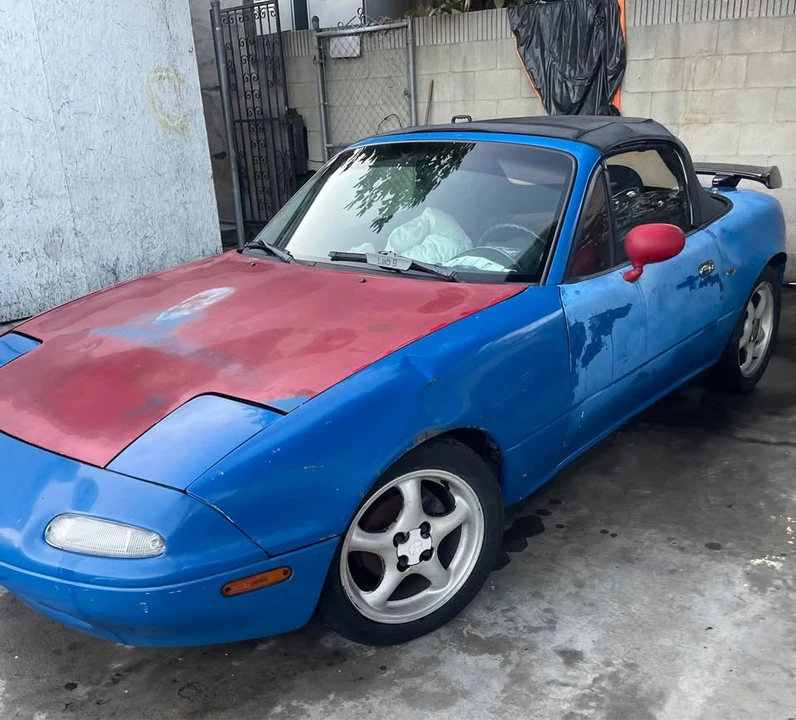 2001 Mazda NB MX-5 Miata - Image 2 of 3
