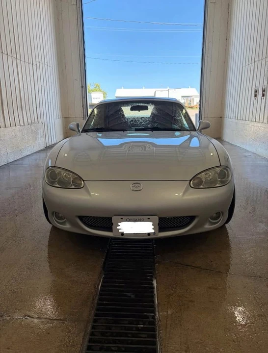 2001 Mazda NB MX-5 Miata - Image 2 of 8